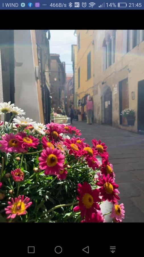 Ferienwohnung La Casa Sulla Piazzetta Albenga Exterior foto
